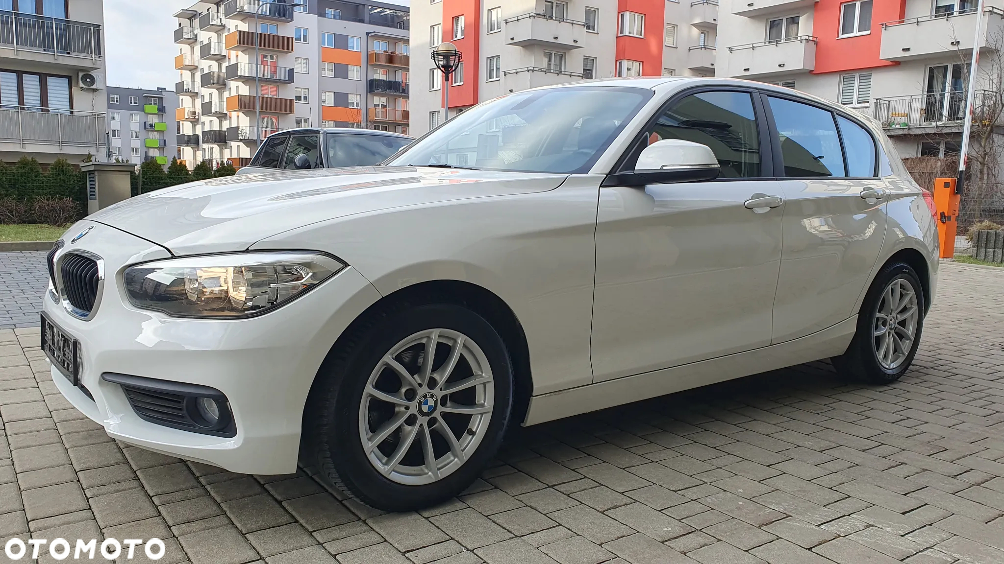 BMW Seria 1 118d - 11