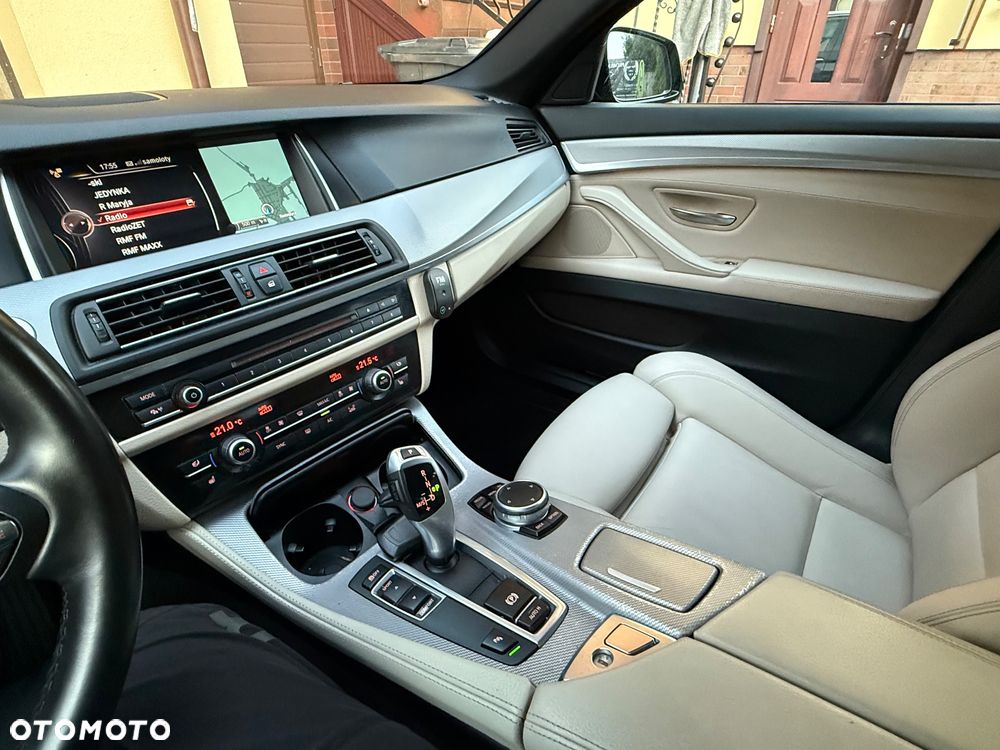 BMW Seria 5 520d Touring M Sport Edition - 28