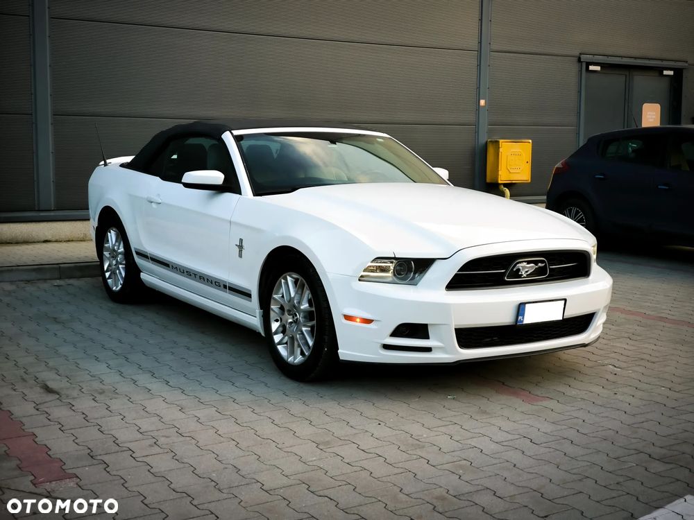 Ford Mustang 3.7 V6 Premium - 5