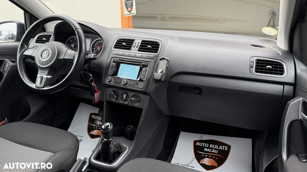 Volkswagen Polo - 13
