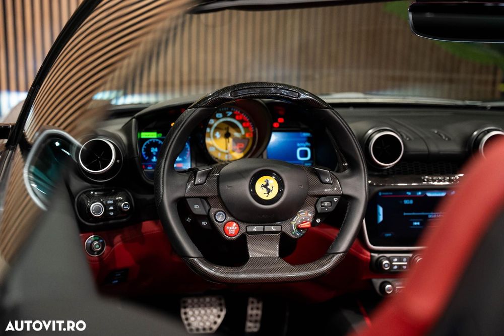Ferrari Portofino - 24