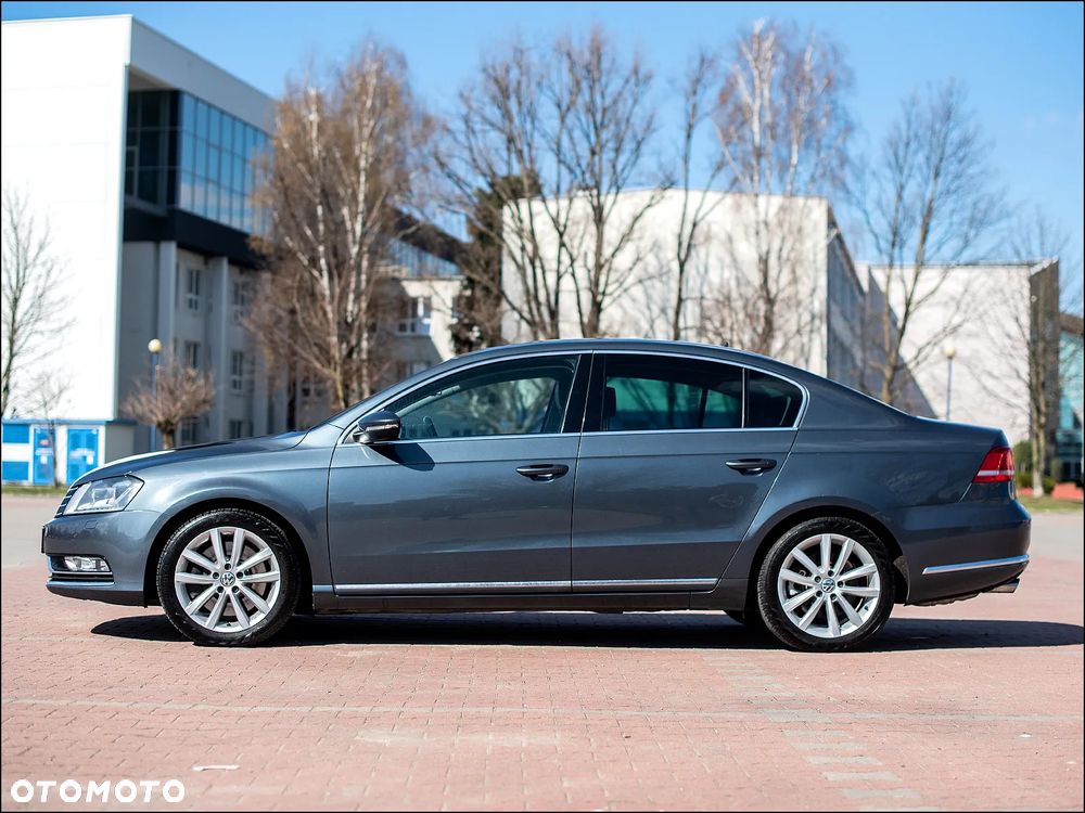 Volkswagen Passat - 5