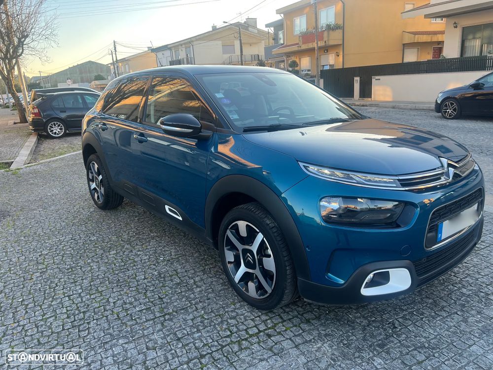 Citroën C4 Cactus 1.2 PureTech Shine EAT6 - 1