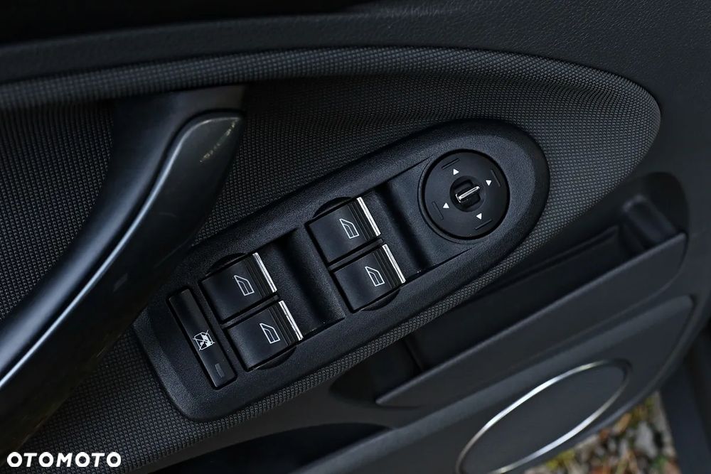 Ford Kuga 2.0 TDCi Trend - 29