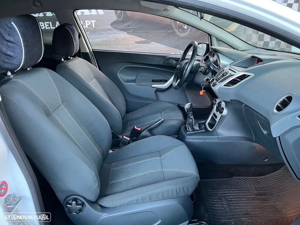Ford Fiesta 1.25 Trend - 11