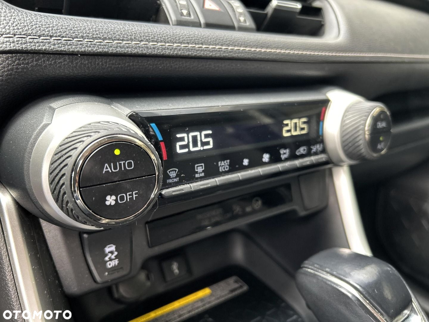 Toyota RAV4 - 18