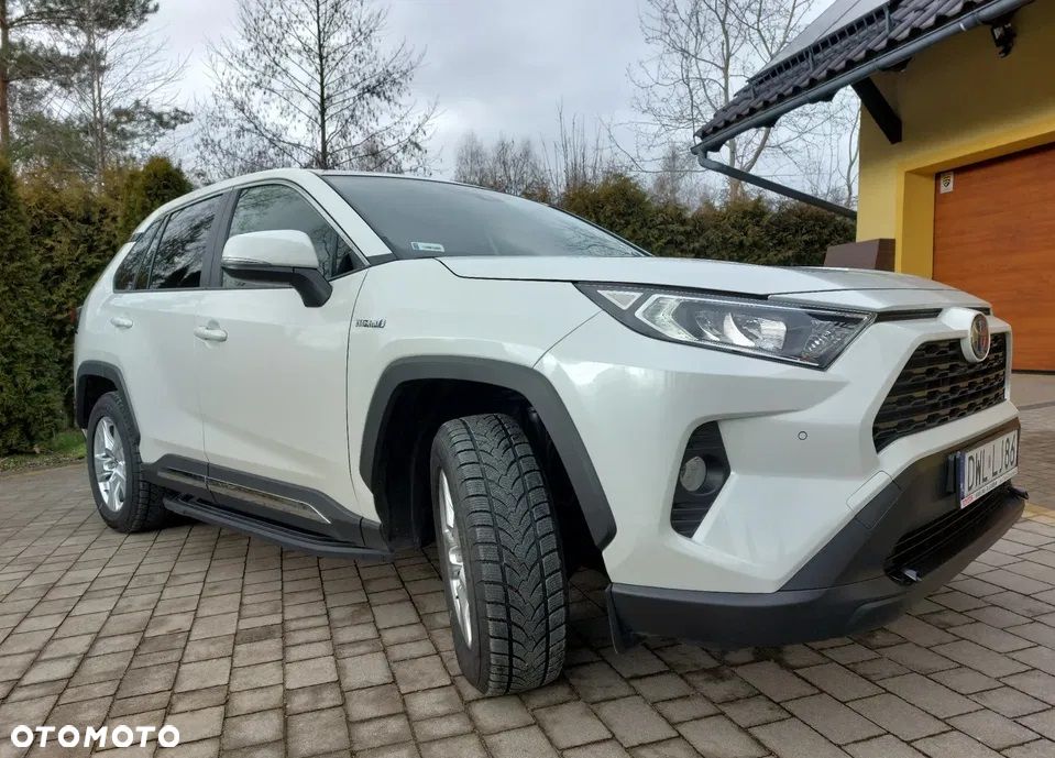 Toyota RAV4 - 1