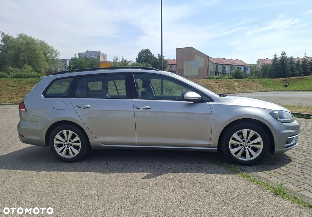Volkswagen Golf 1.6 TDI BMT Comfortline - 4