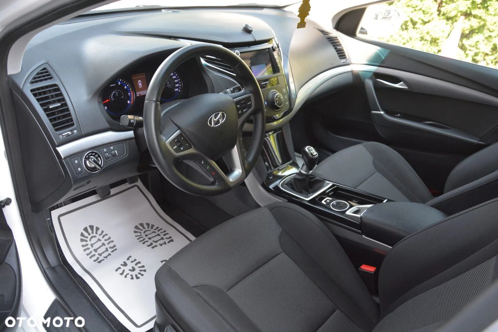 Hyundai i40 - 15