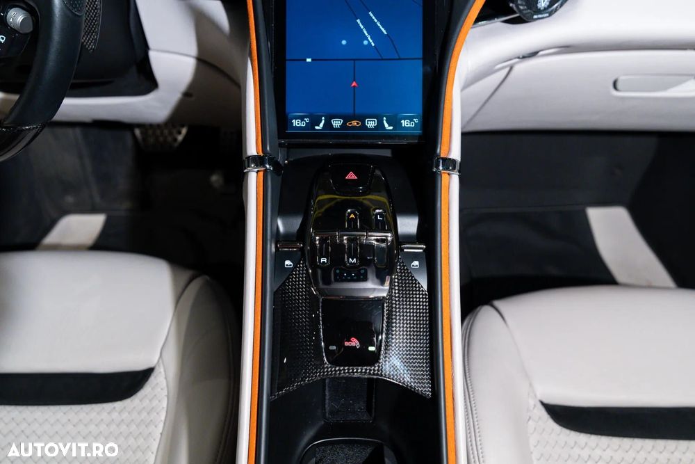 Ferrari Roma - 9