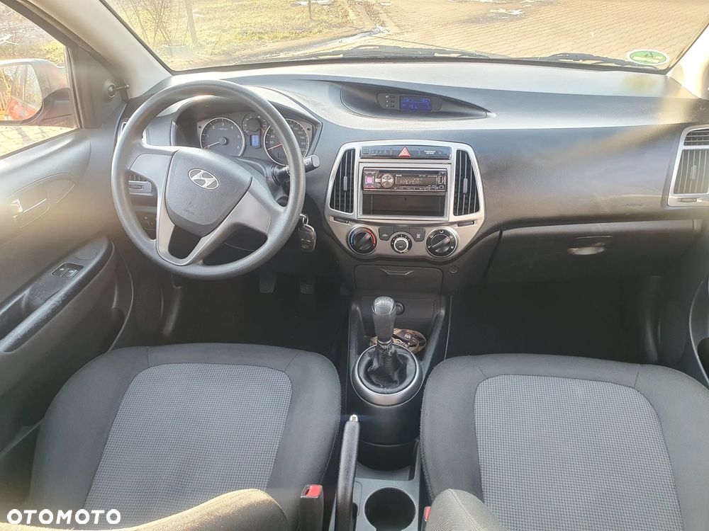 Hyundai i20 1.1 CRDi Trend - 7