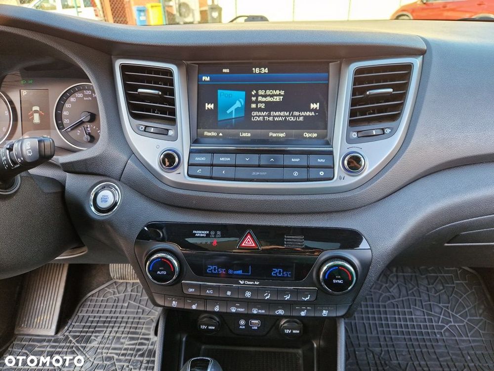 Hyundai Tucson 2.0 CRDi 4WD Automatik Intro Edition - 23