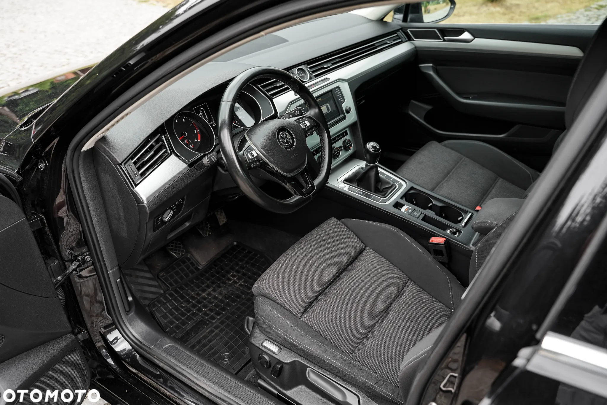 Volkswagen Passat 1.4 TSI BMT ACT Comfortline - 12