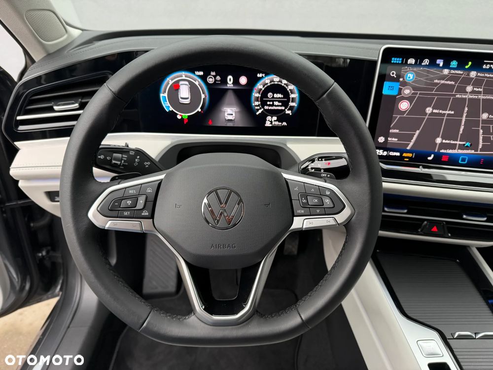 Volkswagen Passat 2.0 TDI SCR 4Mot Elegance DSG - 15