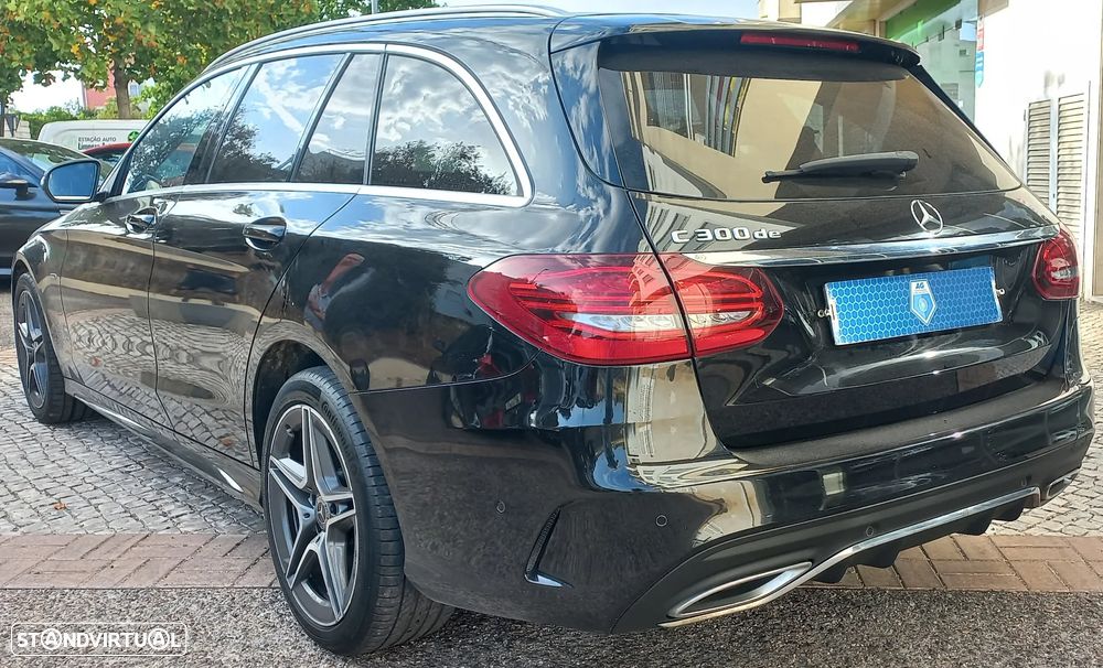 Mercedes-Benz C 300 de AMG Line - 4