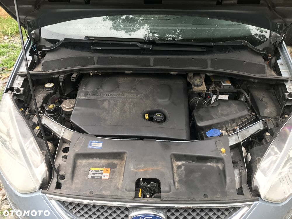 Ford Galaxy - 20