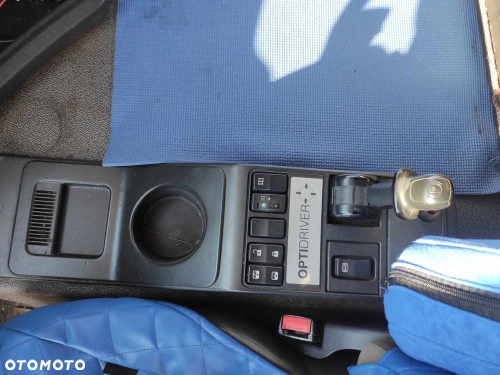 Renault Premium - 13