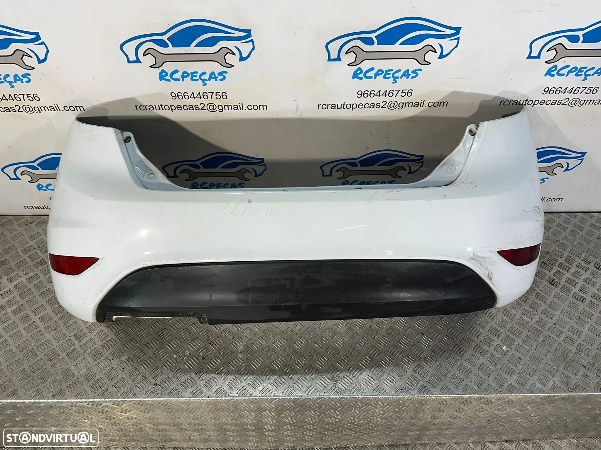 .Parachoques Traseiro Original Ford Fiesta 6 MK6 5 Portas 8A61-17D781 - 4