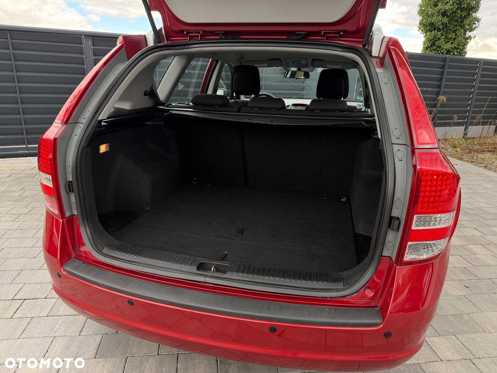 Kia Ceed Cee'd 1.4 Comfort - 27