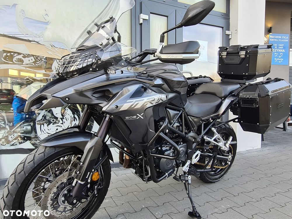 Benelli TRK 502X - 14