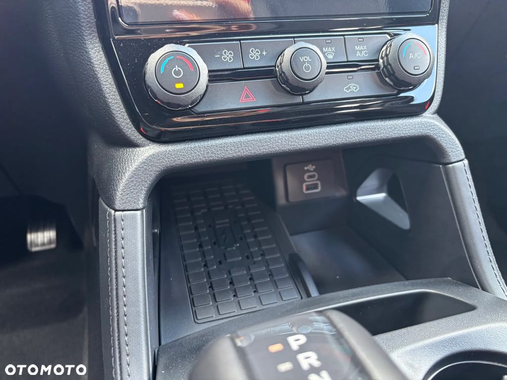 Ford Ranger Raptor - 16