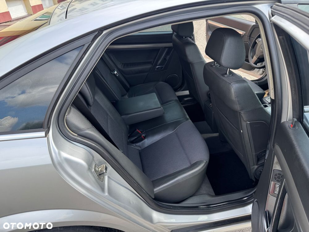 Opel Vectra 1.9 CDTI DPF Automatik Sport/GTS - 14