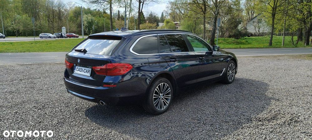BMW Seria 5 520d xDrive Luxury Line - 4