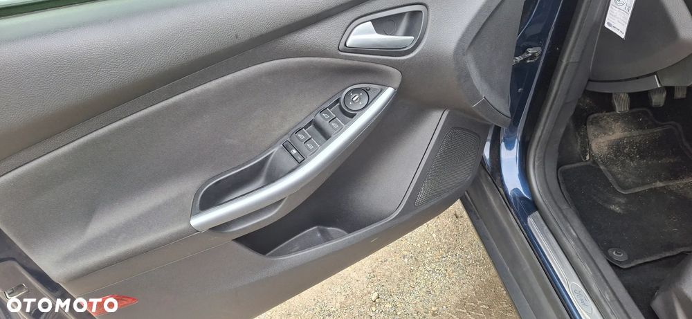 Ford Focus 1.6 EcoBoost Titanium - 16