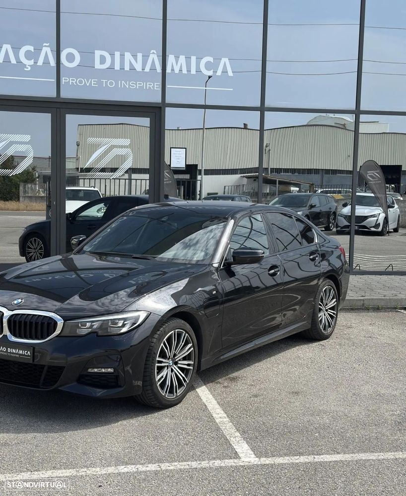 BMW 330 e Pack Desportivo M Pro Auto - 6