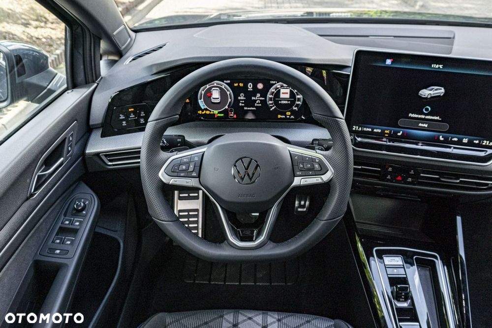 Volkswagen Golf - 16