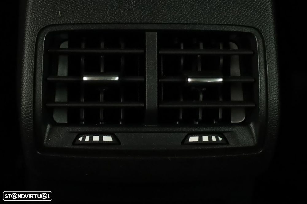 Citroën C4 1.2 PureTech Plus EAT8 - 22