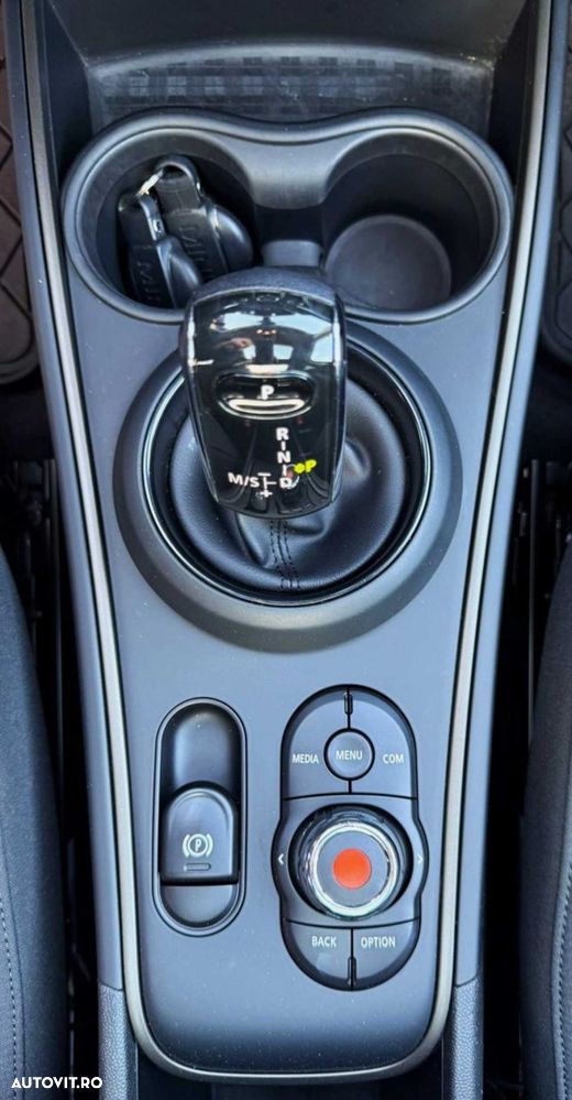 Mini Countryman - 26