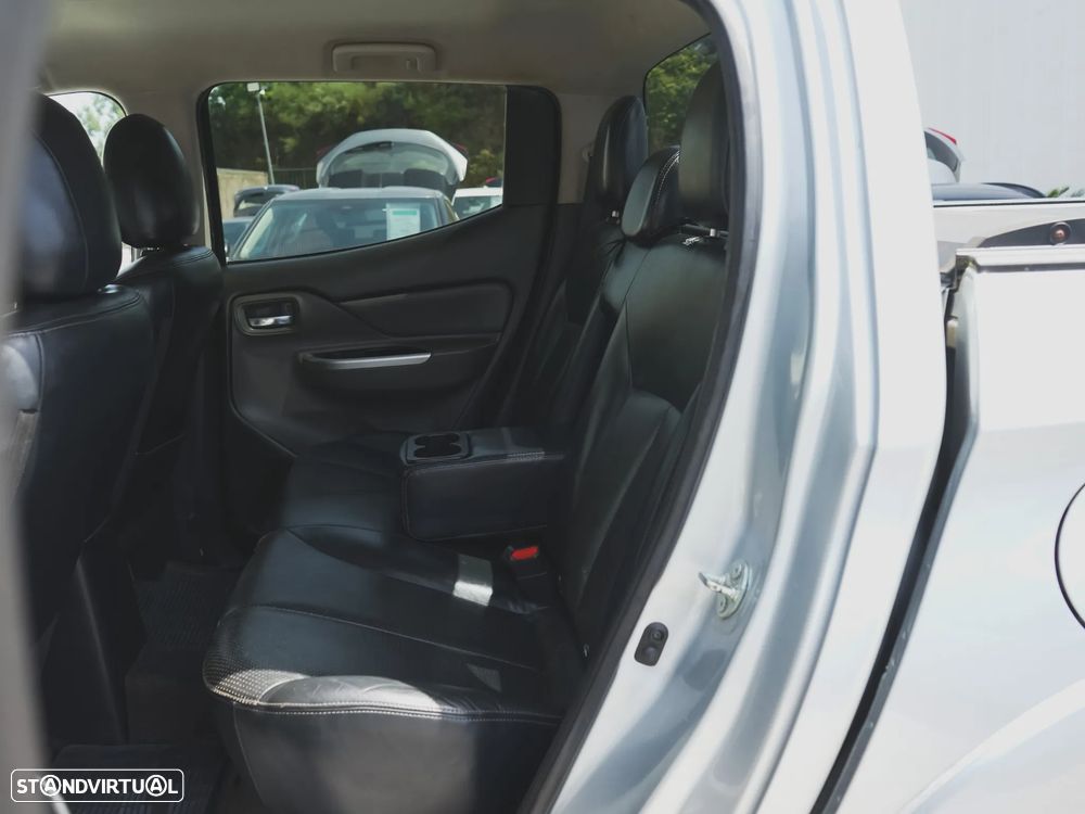 Mitsubishi L200 Pick Up 4x4 S&S Cabine Dupla Diamant Edition - 26