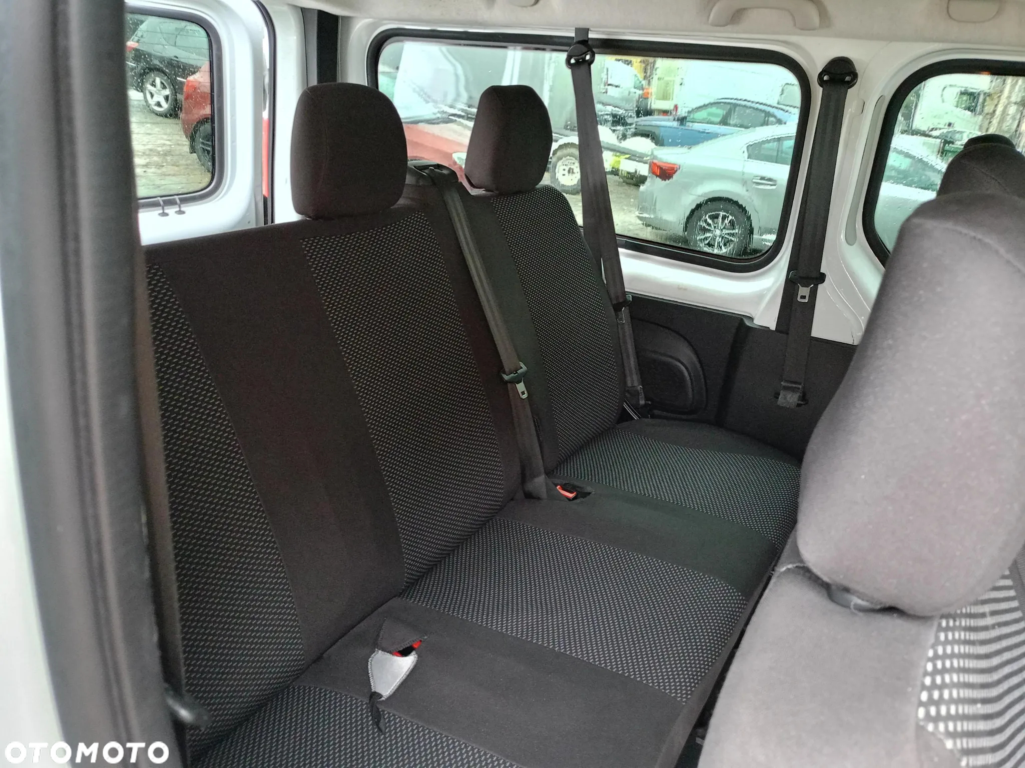 Renault Trafic - 13