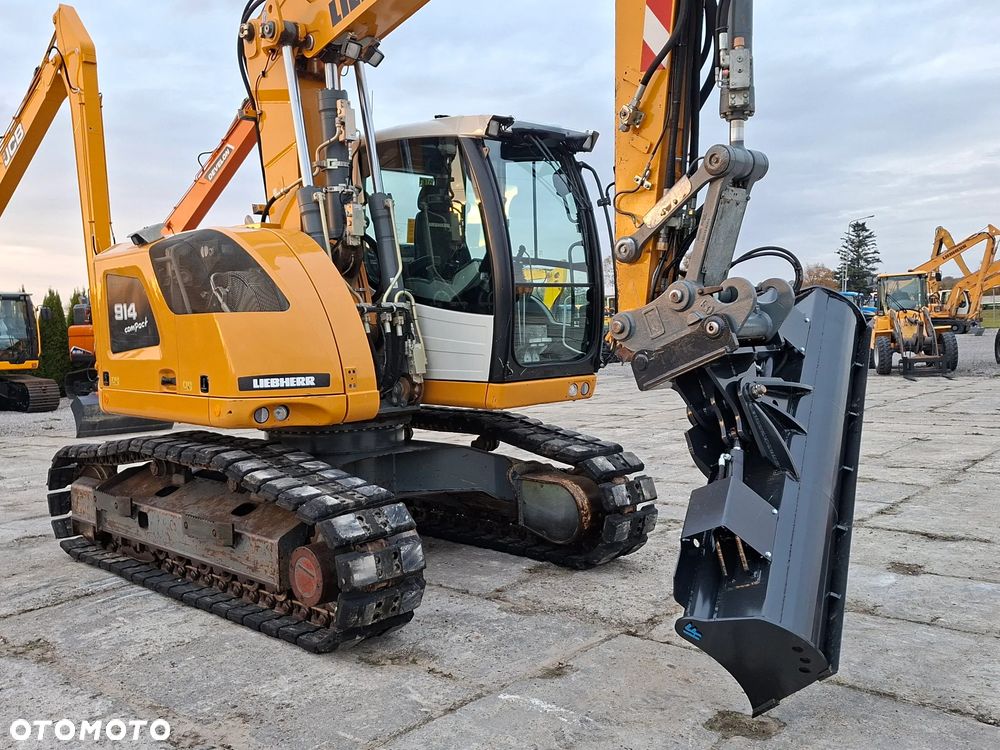 Liebherr R914 COMPACT - 4