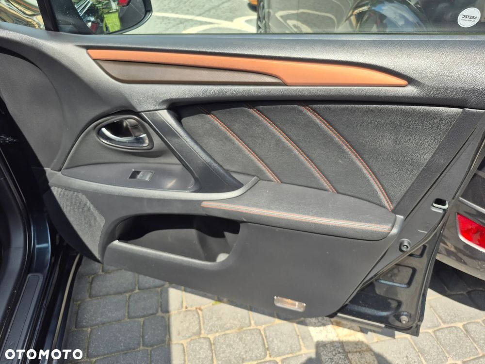 Toyota Avensis 1.8 Business Edition - 12