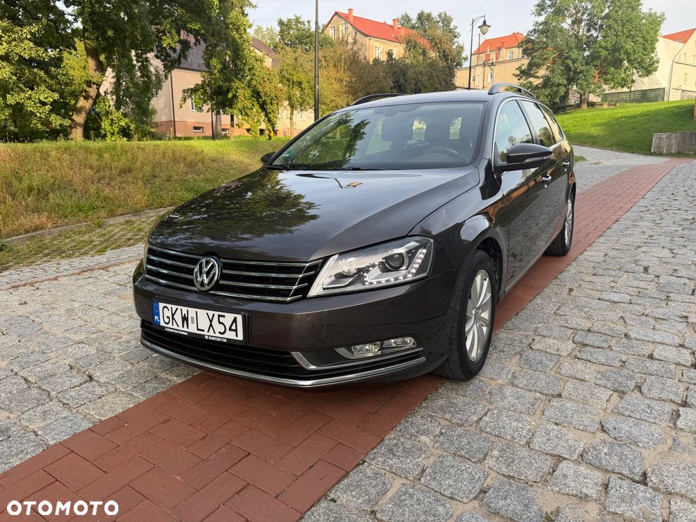 Volkswagen Passat 2.0 TDI BlueMotion Technology Exclusive - 26
