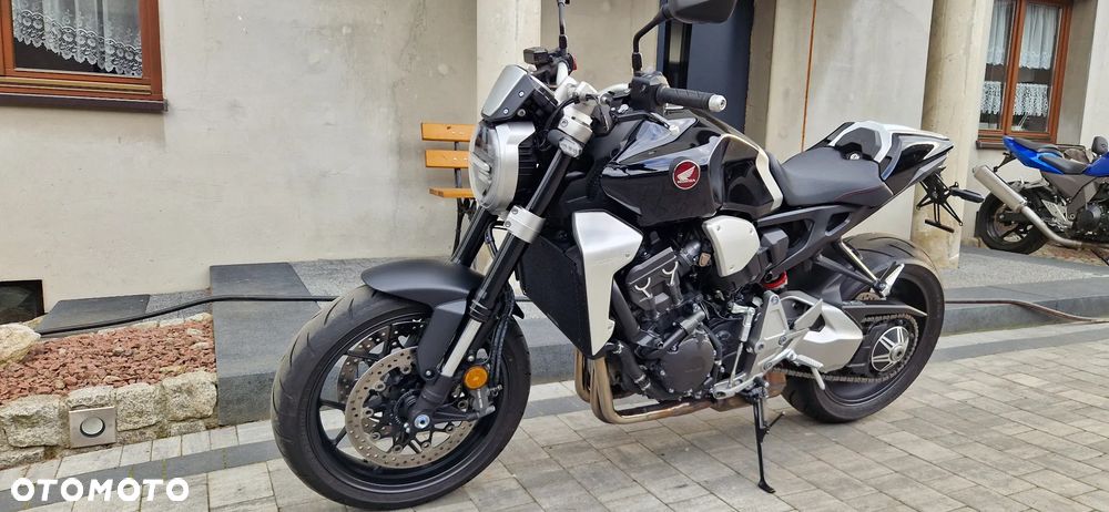 Honda CB - 21