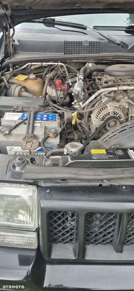 Jeep Grand Cherokee - 19