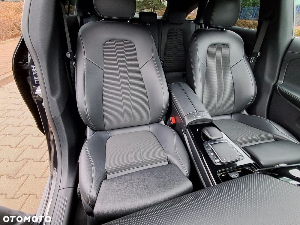 Mercedes-Benz CLA 200 d 8G-DCT Progressive Line Advanced - 21