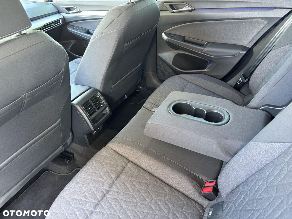 Volkswagen Golf 1.5 TSI EVO Life - 17