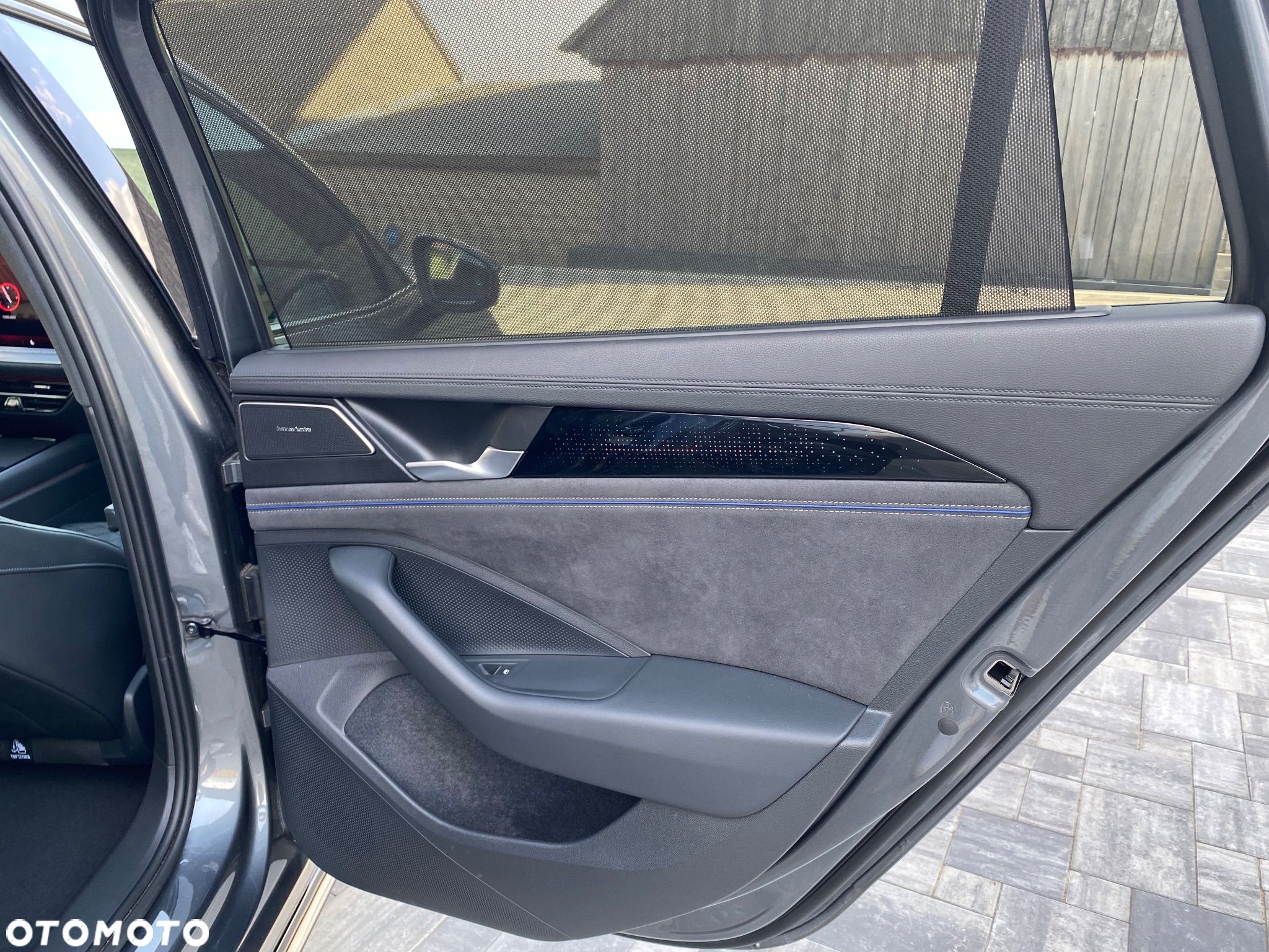 Volkswagen Passat Variant 2.0 TDI SCR DSG R-Line - 21