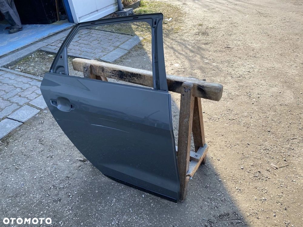 DRZWI TYLNE PRAWE AUDI A1 II 82G 82G833312 - 4