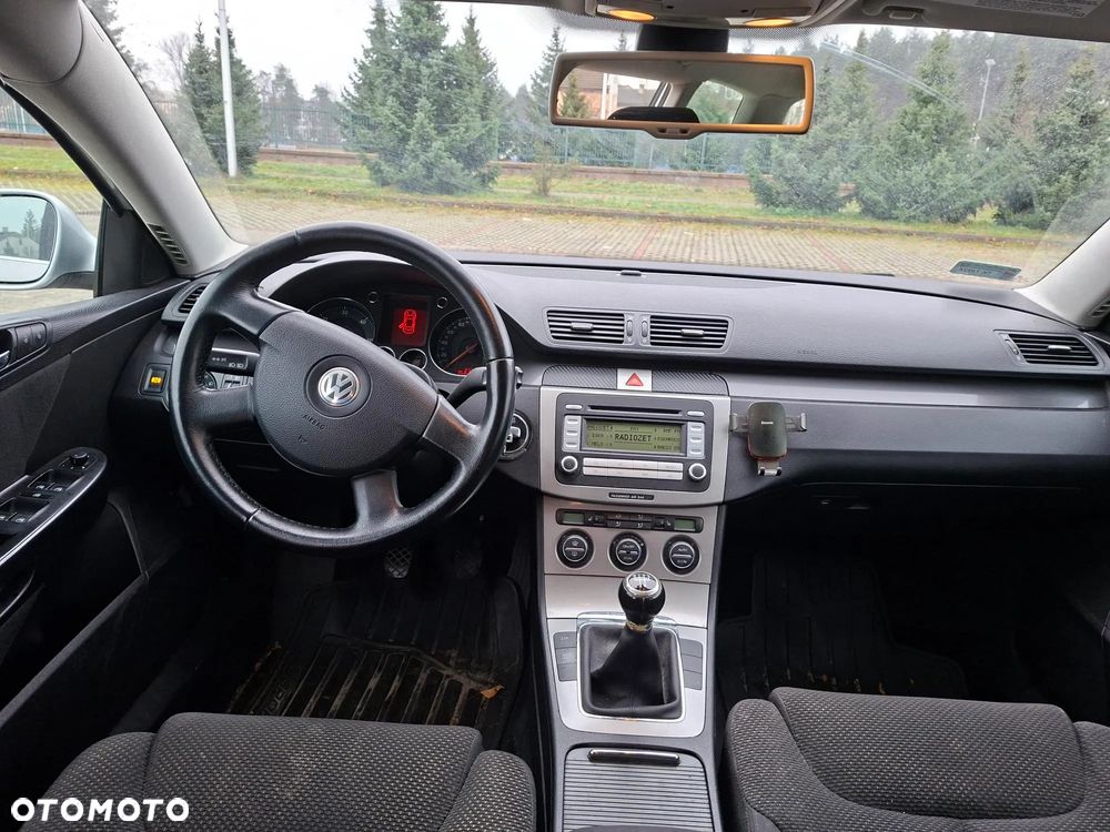 Volkswagen Passat 1.9 TDI DPF Comfortline - 6