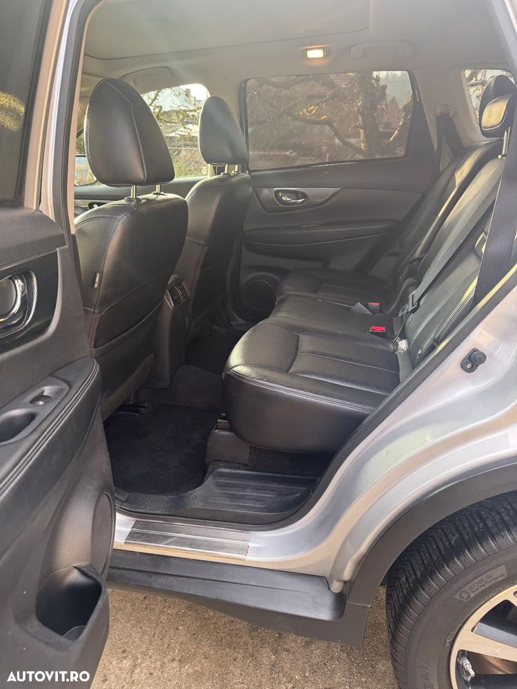 Nissan X-Trail 1.6L dCI Start/Stop XTRONIC Tekna - 4