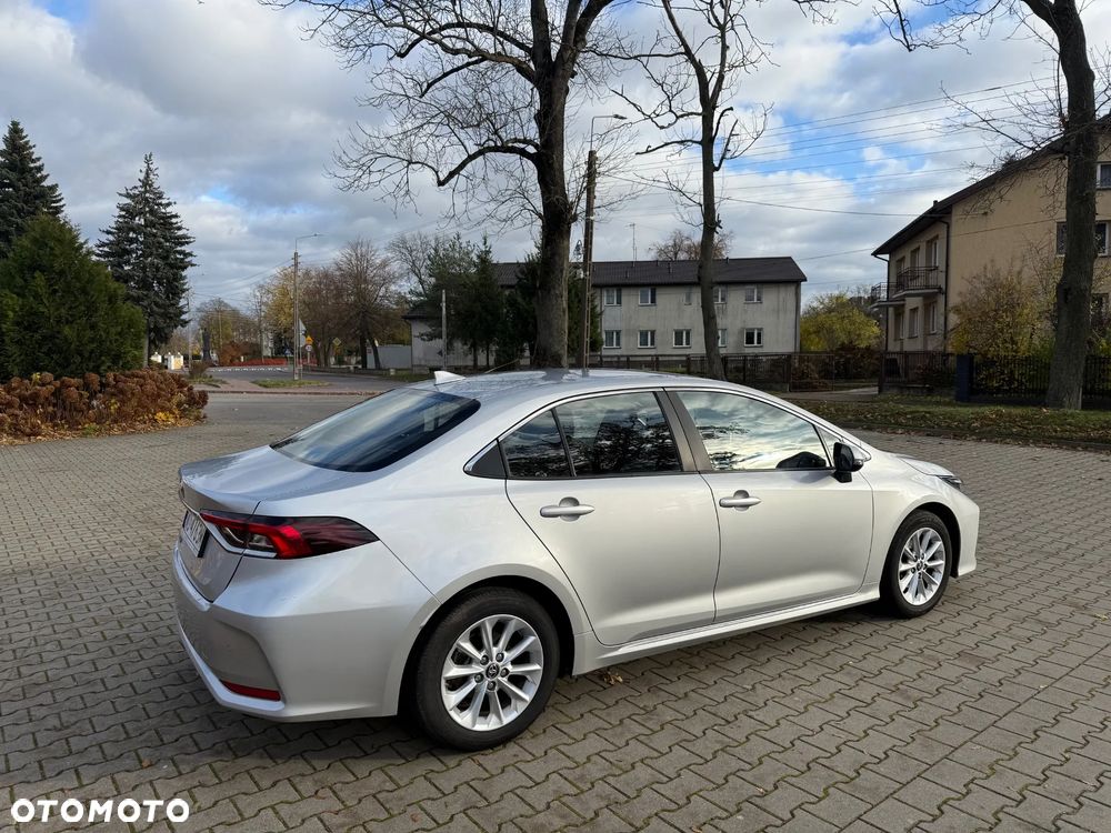 Toyota Corolla 1.6 Comfort - 5