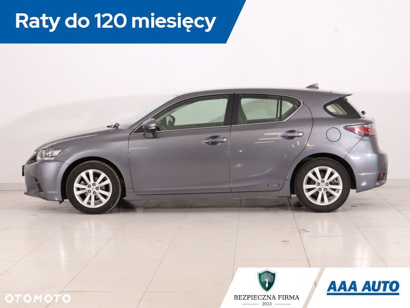 Lexus CT - 3