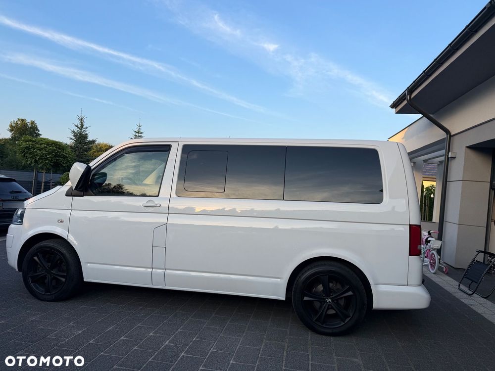 Volkswagen Multivan - 40