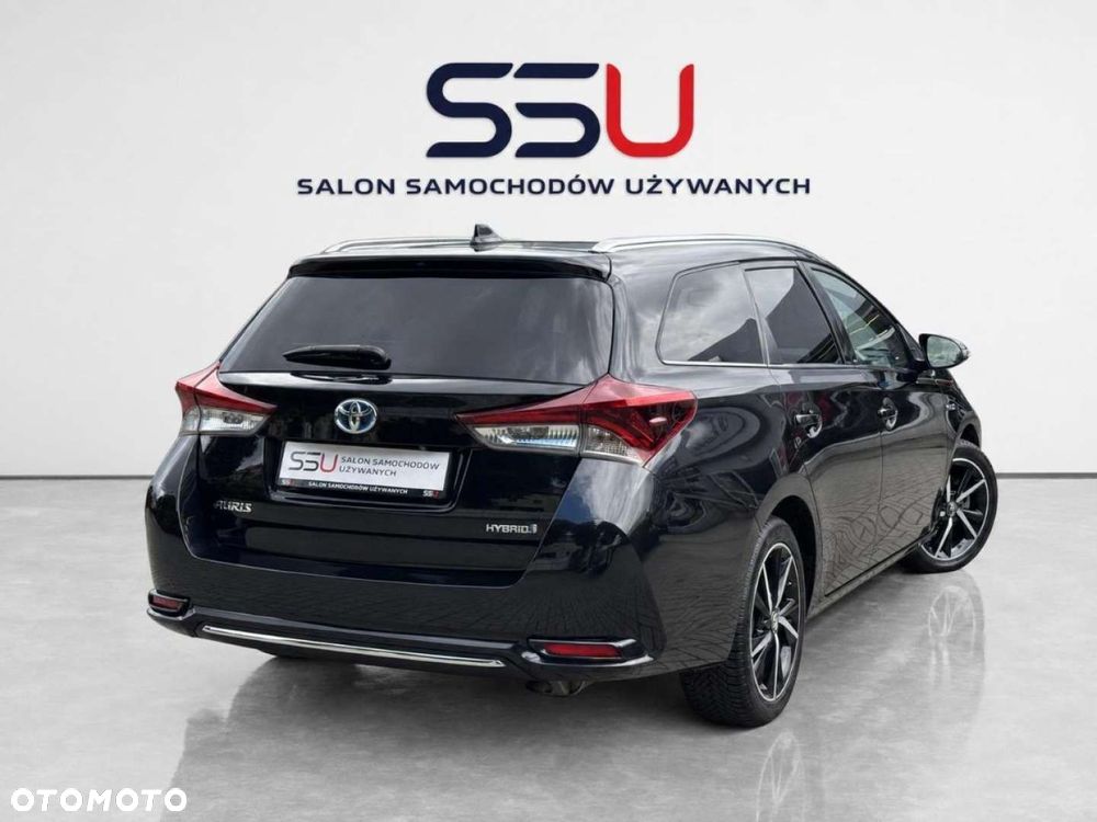 Toyota Auris Hybrid 135 Prestige - 5