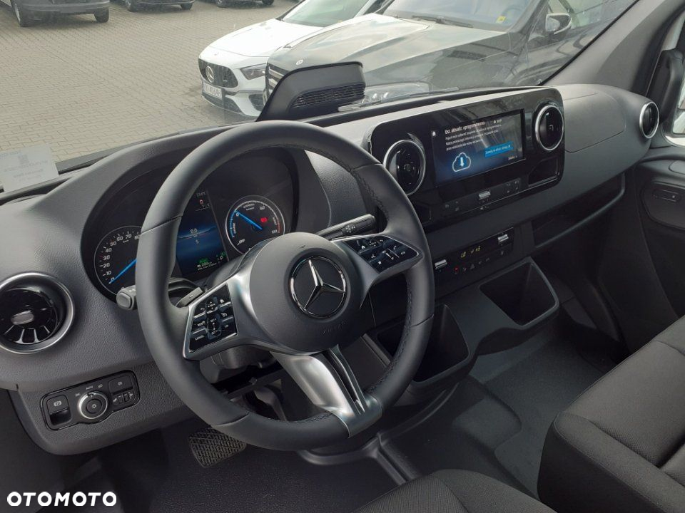 Mercedes-Benz eSprinter - 5